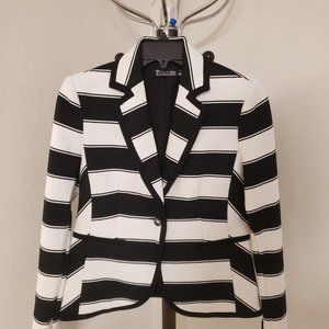 Black and White Blazer 7th Avenue
